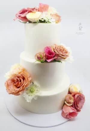 Ally Zhu Montrose House 7.12.24 - Three-Tier Vanilla, Red Velvet & White Chocolate Mud Cake